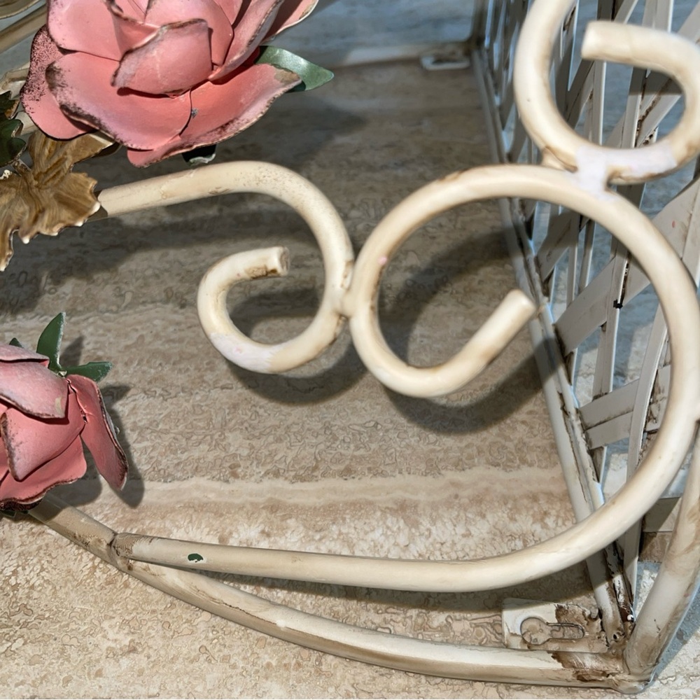 Vintage Toleware Rose Floral Shelf Shabby Chic COUNTRY Flowers Rare Piece Holder - Picture 9 of 14